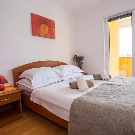 Apartman Vlado *