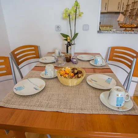 Apartman Vlado Apartment *